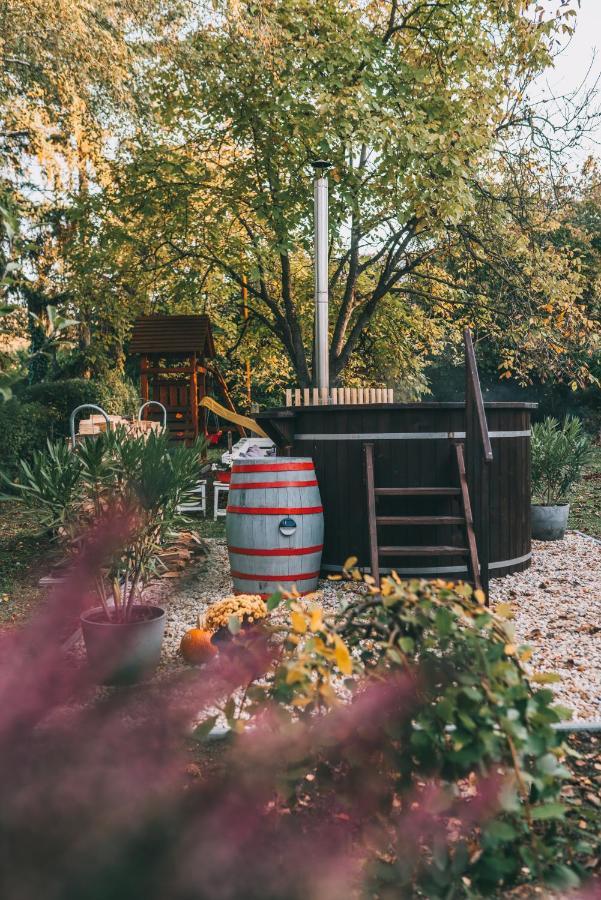 Вилла Csonakos Haz / The Boat House Badacsonyors Экстерьер фото