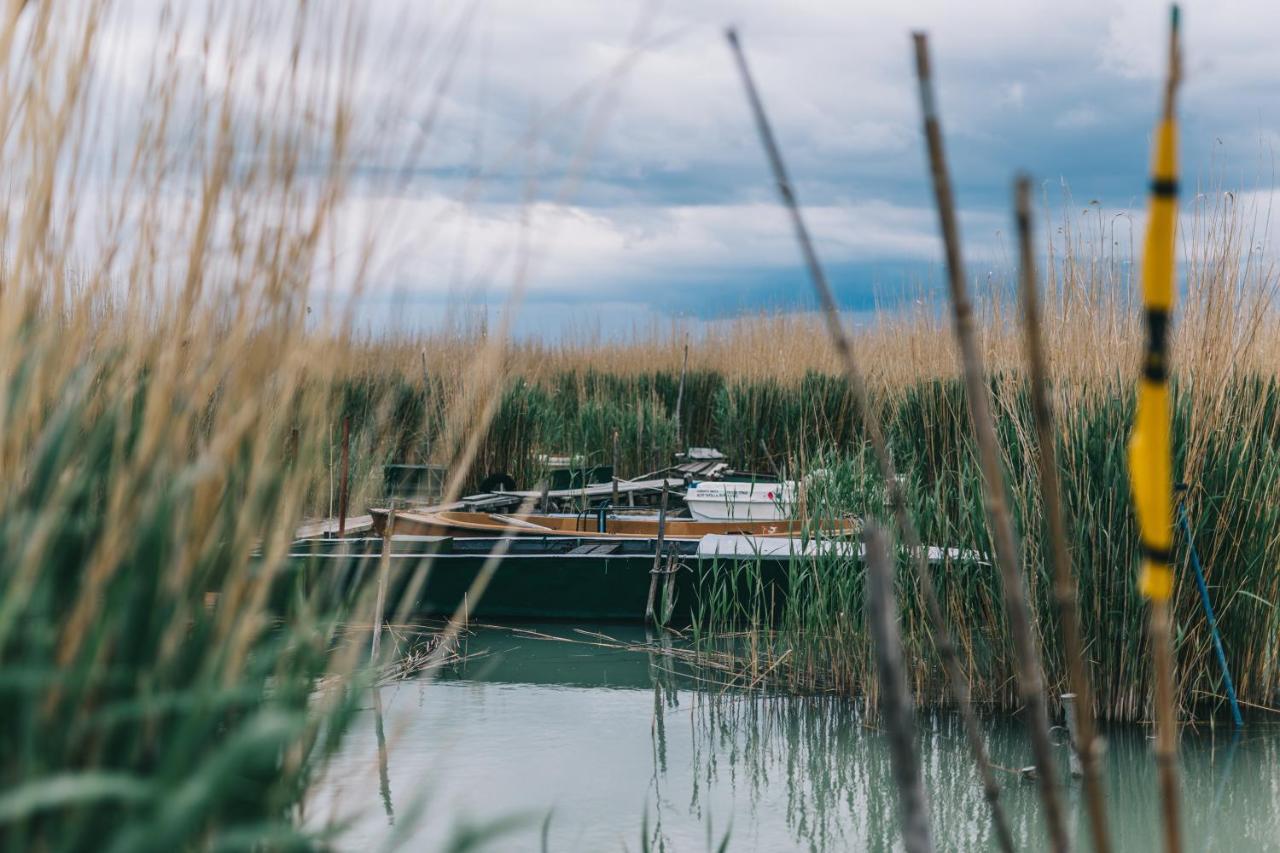 Вилла Csonakos Haz / The Boat House Badacsonyors Экстерьер фото